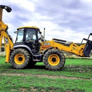 foto als neu JCB 4CX Piling Baggerlader mit bohre 14m